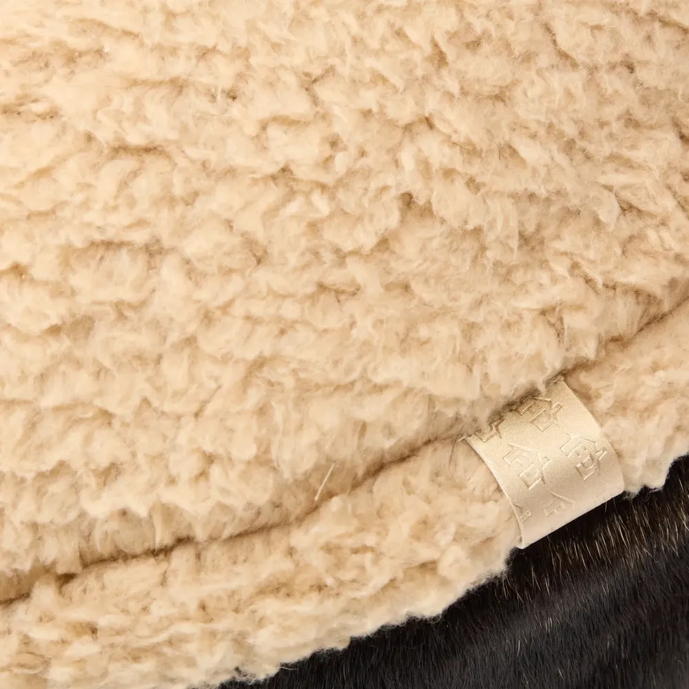 Blusa Sherpa com Capuz Fábrica Pet Bege — foto 4